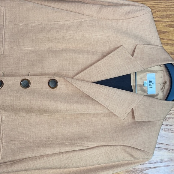 Le Suit Lined blazer with dark brown pants. - Picture 7 of 10